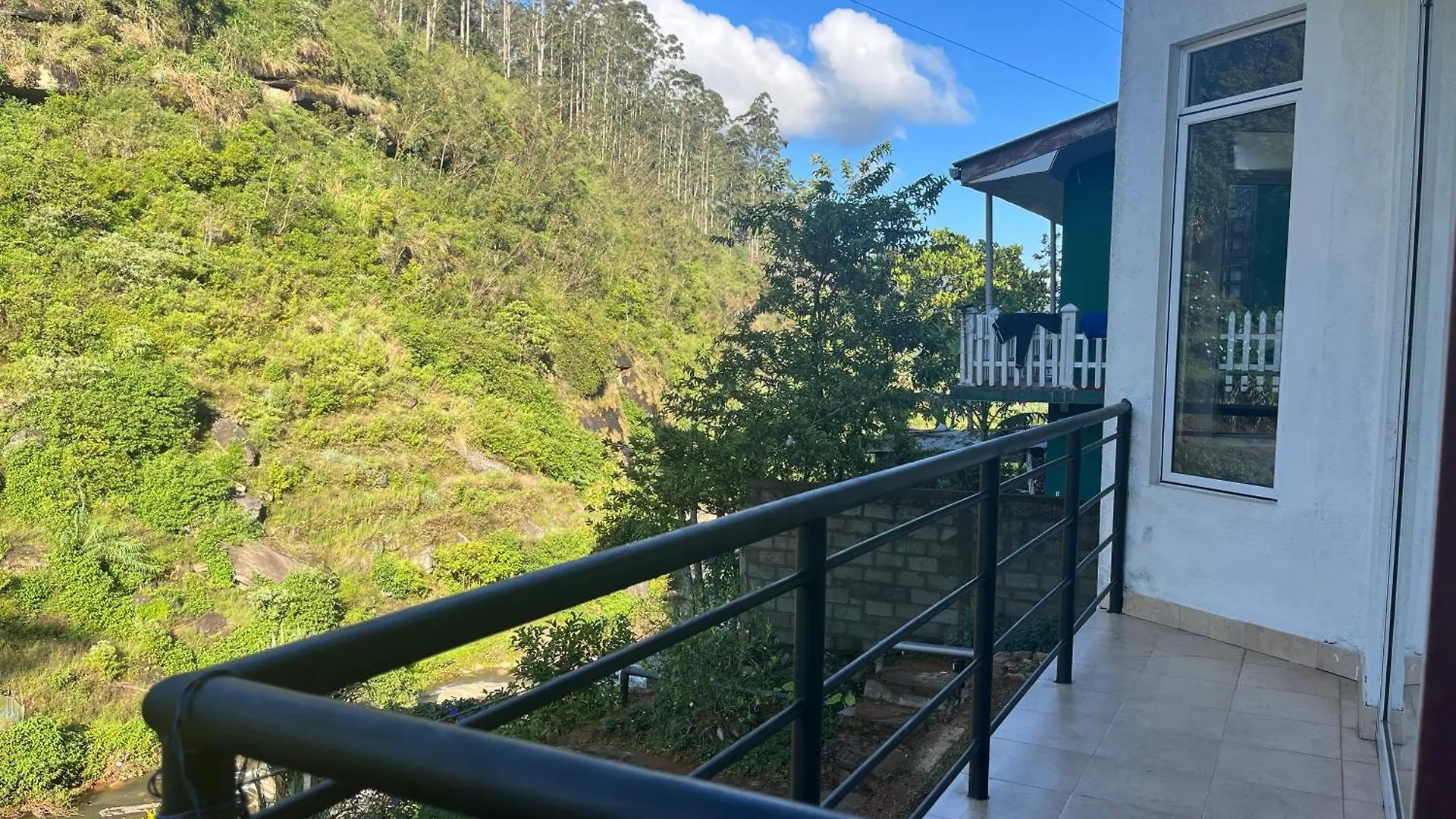 Singing Hills Hotel Nuwara Eliya