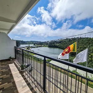 Rich Hotel